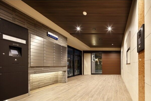 大阪市北区豊崎６丁目の店舗事務所のエントランス