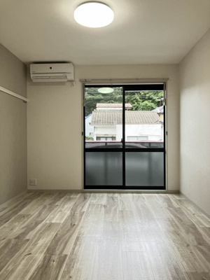 【洋室】 | シャーメゾン西津田