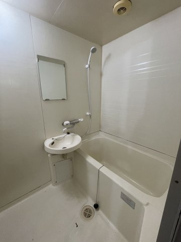 アザレアハイツ蒲池の浴室|日々の暮らしに欠かせないお風呂です