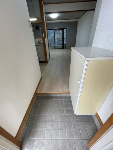 アザレアハイツ蒲池の玄関|落ち着いた玄関です