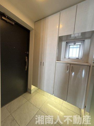 リーデンスタワー湘南平塚の玄関|シンプルで使いやすい玄関です