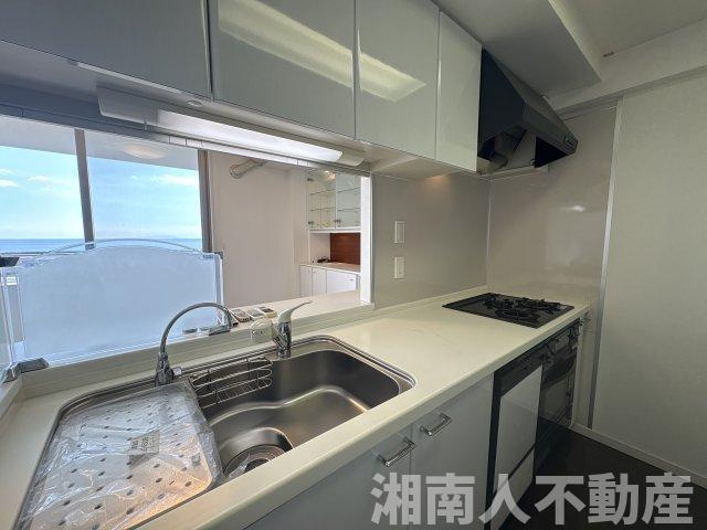 リーデンスタワー湘南平塚のキッチン|お料理しやすいキッチンです