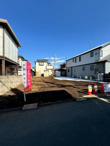 狭山市北入曽売地の前面道路含む現地写真|※現在古屋有　2026年1月更地予定