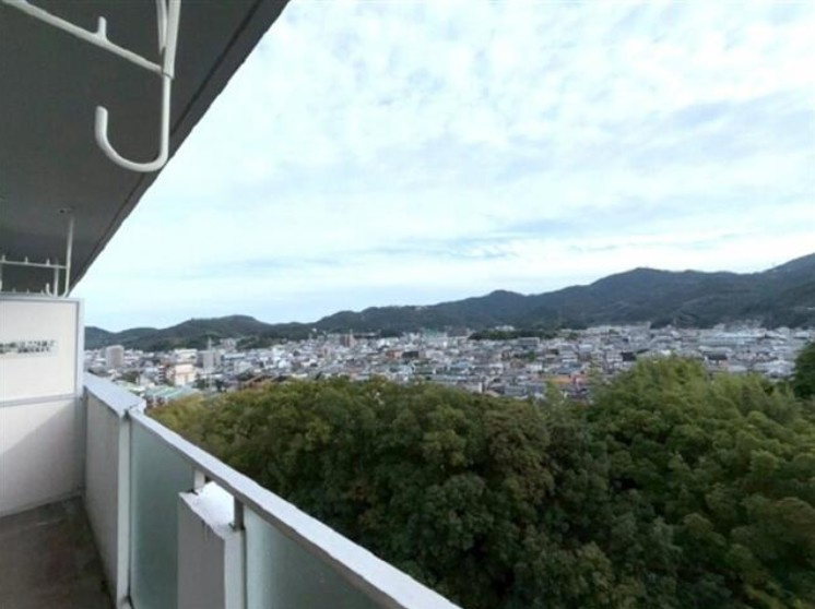 高知市鴨部　アーネスト能茶山のその他|緑と街並みを一望できる開放的な眺望。気分もリフレッシュ♪