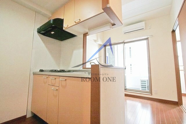 プレジールＳの居間・リビング|洋室のお部屋です。