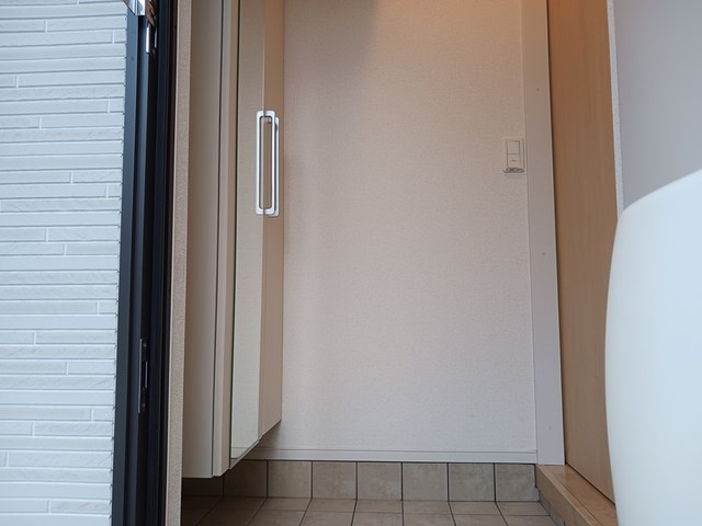 リヴェール　エソラの玄関