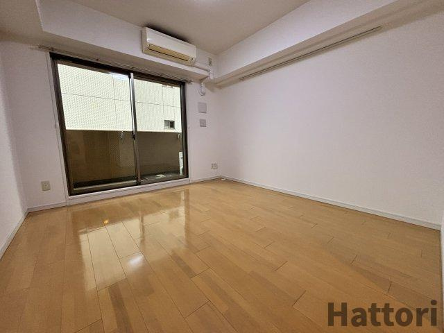 WGB江坂の居間・リビング