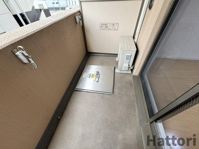 WGB江坂のバルコニー