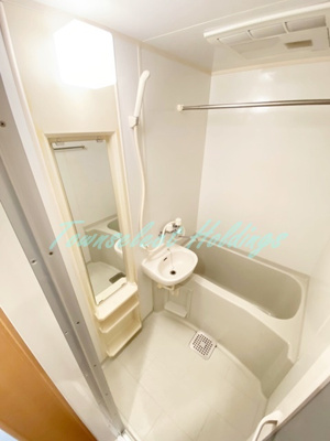 【浴室】 | ブランメゾン南藤沢 | 清潔感のあるお風呂です♪