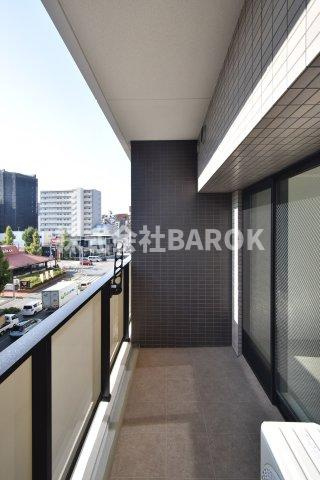 エンクレスト天神南PUREのバルコニー