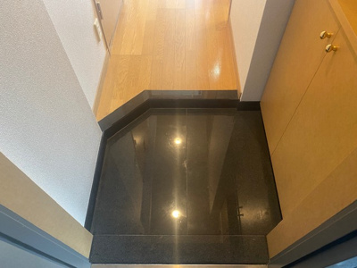 【玄関】 | ルーブル学芸大学参番館