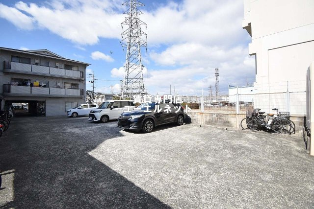 【駐車場】 | フィルドスルー司 | 敷地内駐車場あり◎