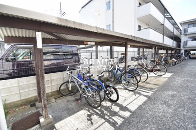 【その他共用部分】 | フィルドスルー司 | 自転車通勤にも便利な駐輪場付き♪