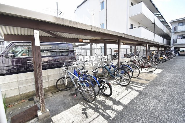 【その他共用部分】 | フィルドスルー司 | 自転車通勤にも便利な駐輪場付き♪