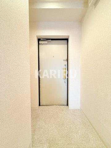 ラシーヌ玉造の玄関