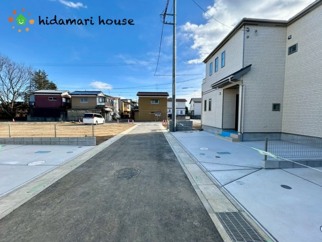 第7上尾二ツ宮　新築戸建　ハートフルタウン1-Bの前面道路含む現地写真