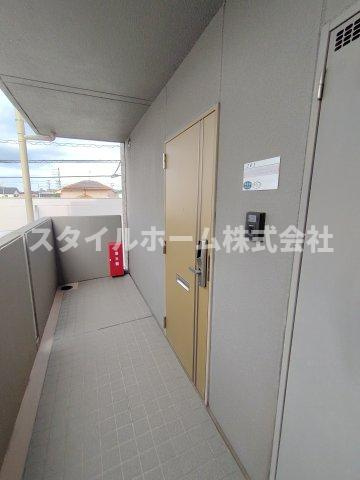 ポライトのバルコニー