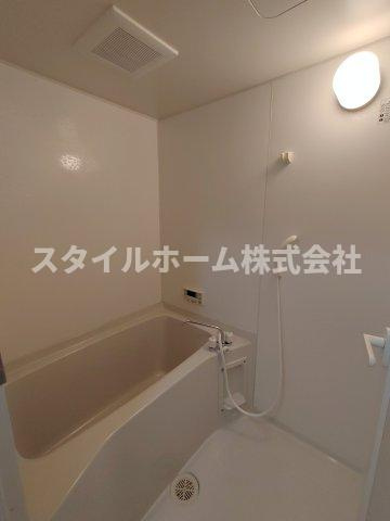 ポライトの浴室|別部屋写真です。