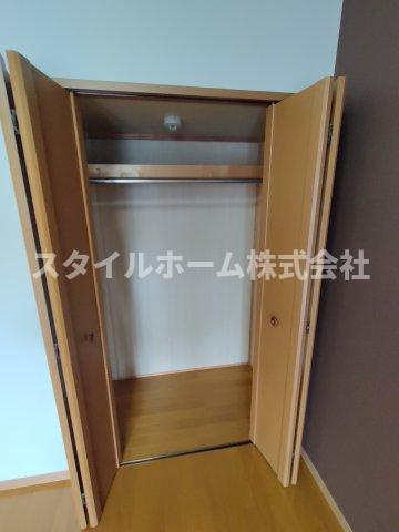 ポライトの玄関|別部屋写真です。