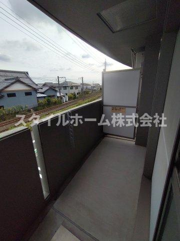 ポライトのバルコニー|別部屋写真です。