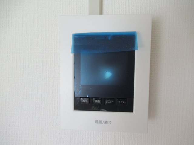 兵庫県公社　姫路青山５号棟のセキュリティ|モニター付きインターホンがあるので急な来客でも安心です