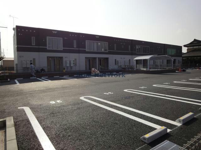 テンダーの駐車場|駐車場完備です