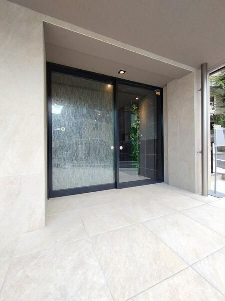 クレイシアＩＤＺ祐天寺Ⅱのロビー