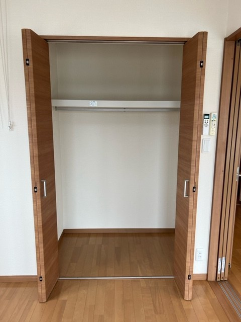 ププレ上野松が谷の収納