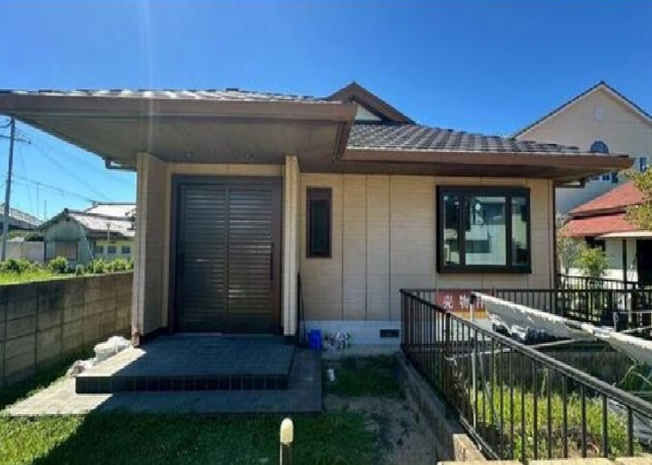 【外観】 | 2001年築の平屋のお家です。