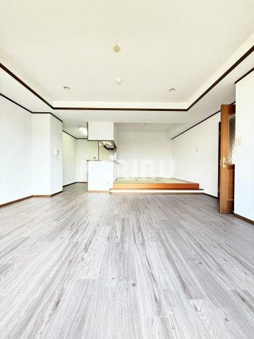 リードレジデンス網島の居間・リビング