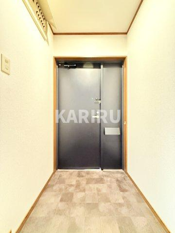 リードレジデンス網島の玄関