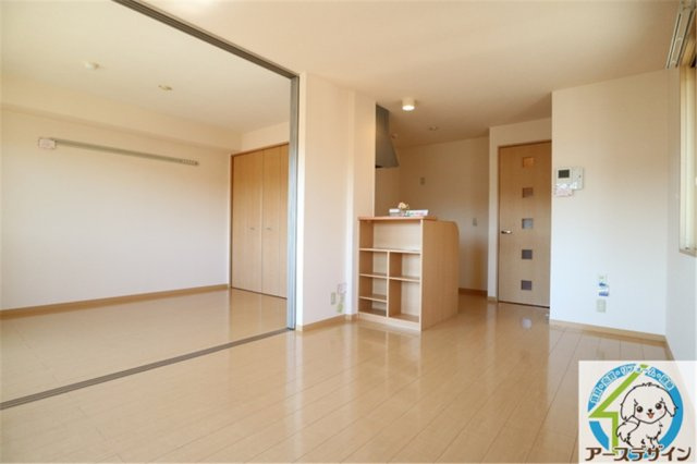 パークハイム参番館の居間・リビング|パース写真