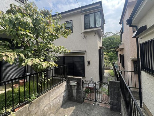 横浜市港南区上大岡東3丁目　中古戸建【仲介手数料無料】の外観