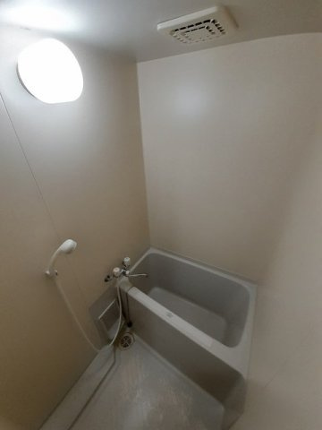 アゼリア　ＨＡＧＡ　Ｂの浴室