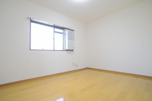 フラット穂留寿（ほるす）の寝室|別室参考写真