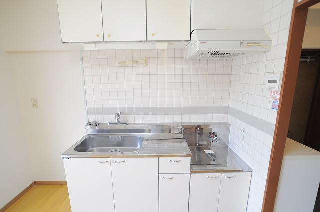 フラット穂留寿（ほるす）のキッチン|別室参考写真