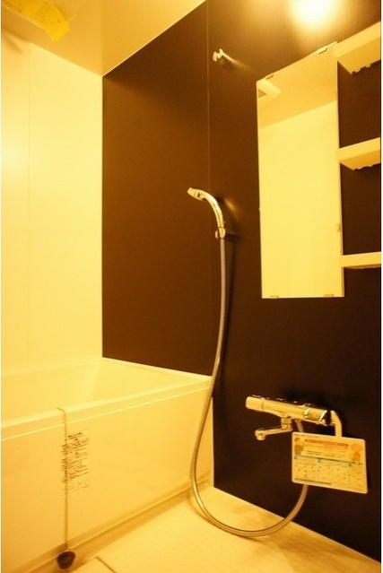 グランカーサ三ノ輪の浴室