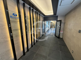 【ロビー】 | リアライズ堺筋本町ビル | リアライズ堺筋本町ビル　ロビー