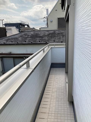 【バルコニー】