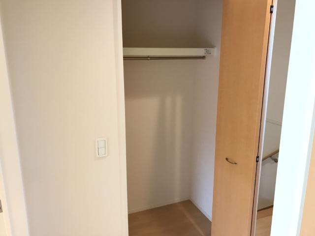 パシフィックパレス向山の設備|照明器具付き