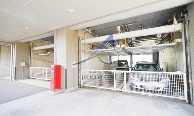 サンリバーオオモリの駐車場|駐車場です。