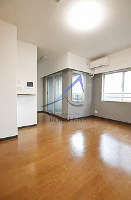 サンリバーオオモリの居間・リビング|洋室のお部屋です。