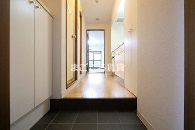 【玄関】 | 桜川ZENSHIN.BLD