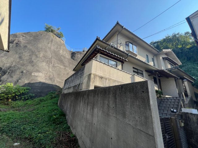 南区西霞町の外観|広島大学病院徒歩８分◎
大河小学校徒歩５分で通学も安心◎