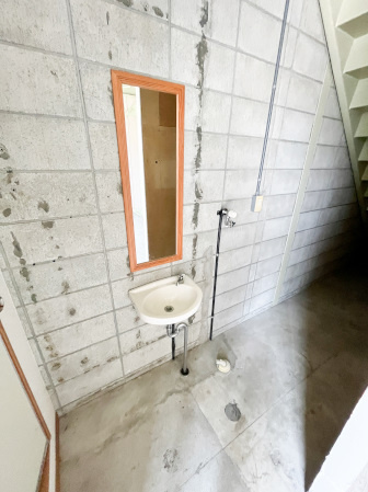 ビジネスパーク西浅田の洗面所