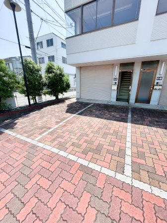 ビジネスパーク西浅田の駐車場