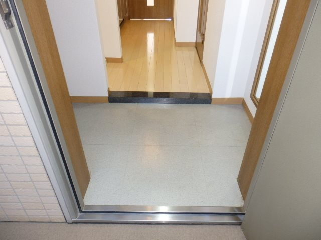 新品家具付きマンション池袋10(KaGood東京)の玄関