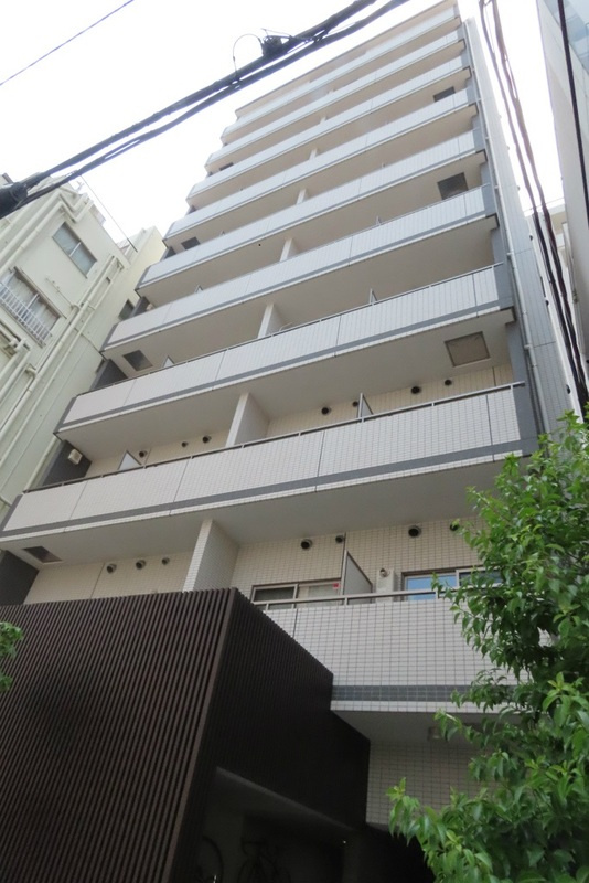 台東区東上野６丁目の賃貸マンションのエントランス