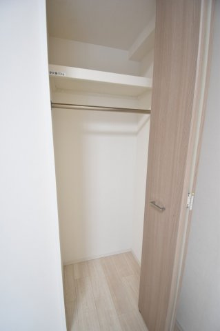 メトローサ南森町の収納