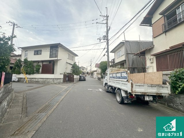 宇治市神明石塚　第1期　新築一戸建ての前面道路含む現地写真|周辺は落ち着いた街並みの住宅地！子育てがしやすい住環境です！まだ未完成ですが、現地でしかわからない事もございます。是非一度ご覧ください。